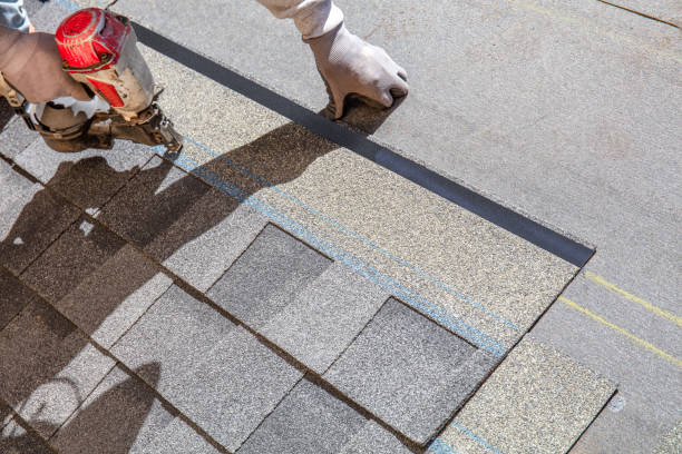 Best Roof Gutter Cleaning  in Huntgburg, IN